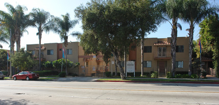 Fair Oaks Pointe Apartments in Pasadena, CA - Building Photo - Building Photo