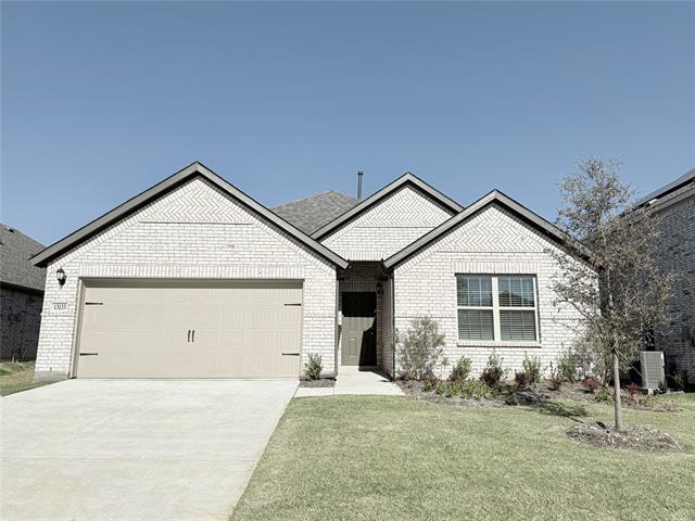 13133 Mizell Ln in Providence Village, TX - Foto de edificio