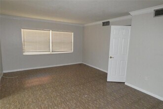 5831 8th Ave N in St. Petersburg, FL - Building Photo - Building Photo