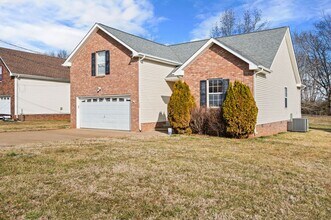 3497 Sandpiper Dr in Clarksville, TN - Building Photo - Building Photo