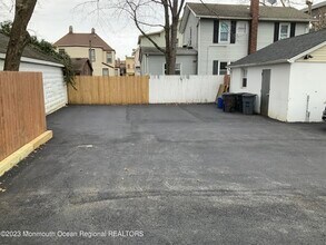 104 Bridge Ave in Red Bank, NJ - Building Photo - Building Photo
