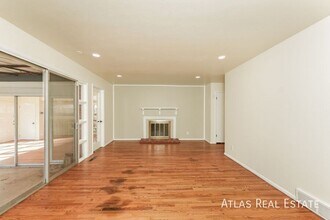 2226 Afton Way, Unit 75 in Colorado Springs, CO - Foto de edificio - Building Photo