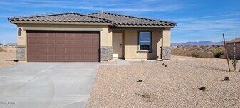 1870 W Broken Arrow Dr in Wickenburg, AZ - Building Photo