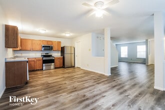 12662 Courage Crossing in Fishers, IN - Building Photo - Building Photo