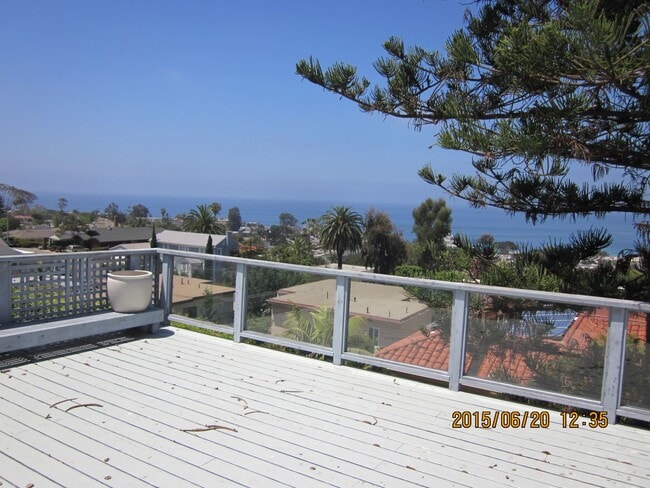 property at 480 Hilledge Dr