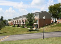 Building Photo - The Townhomes at Diamond Ridge Apartments in Baltimore, Maryland
