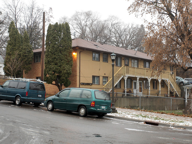 King Hill Apartments in St. Paul, MN - Building Photo - Building Photo