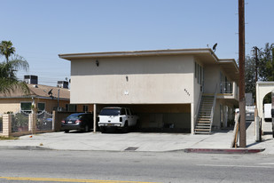 Tujunga Apartments