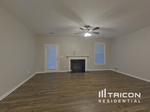 4527 Dover Ct in Denver, NC - Building Photo - Building Photo