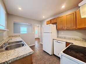 342 Alger Ave in Louisville, KY - Building Photo - Building Photo