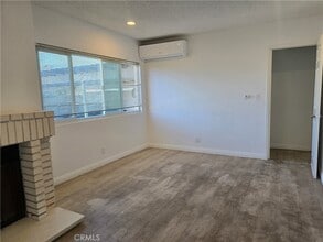 500 Everett Ave, Unit D in Monterey Park, CA - Foto de edificio - Building Photo