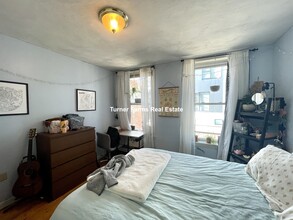 15 Sewall St, Unit 3 in Boston, MA - Building Photo - Building Photo