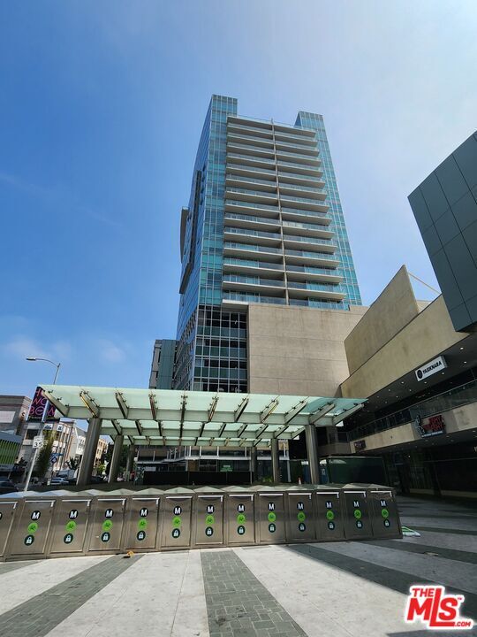 property at 3785 Wilshire Blvd