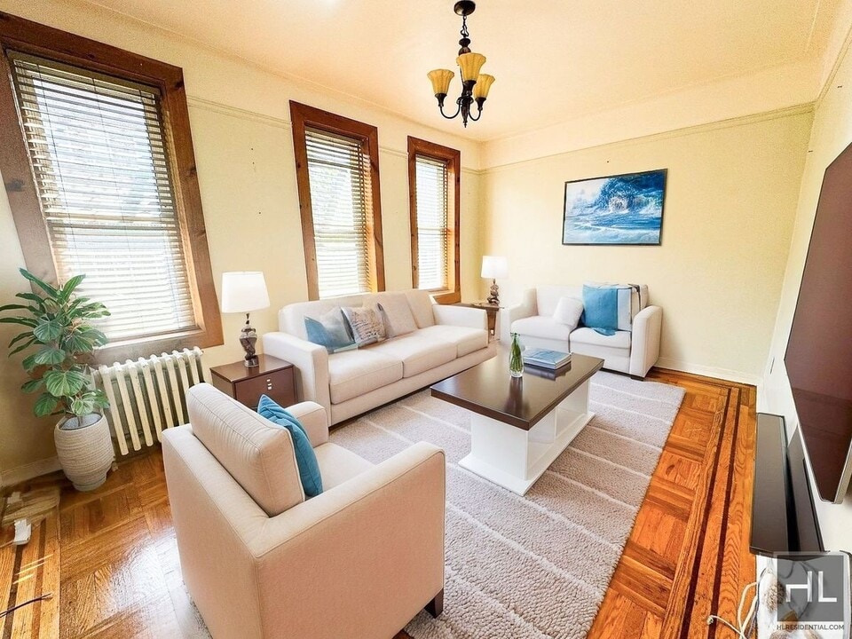 355-363 63rd St in Brooklyn, NY - Building Photo