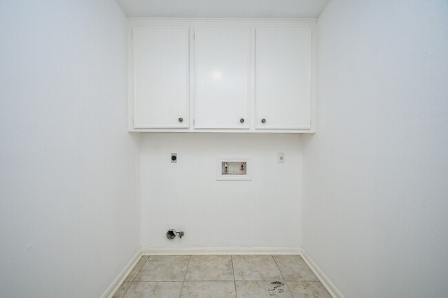 property at 7822 Albin Ln
