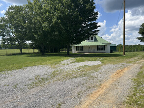 8746 Old Jackson Ridge Rd N in Rockvale, TN - Building Photo - Building Photo