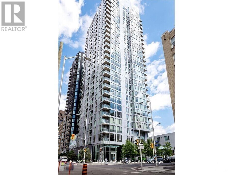 179-179 Metcalfe St in Ottawa, ON - Building Photo