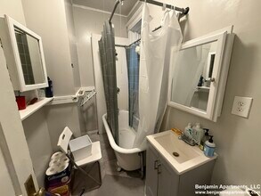 463 Park Dr, Unit 1 in Boston, MA - Building Photo - Building Photo