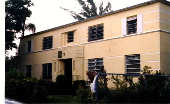 Brickell North Club in Miami Beach, FL - Building Photo