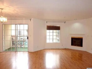 1131 Campbell St in Glendale, CA - Building Photo - Building Photo