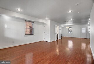 458 Oakwood St SE in Washington, DC - Building Photo - Building Photo