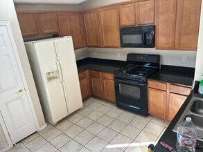 12822 E Red Iron Trail in Vail, AZ - Building Photo - Building Photo