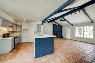 9006 Stone Brook Ln in Houston, TX - Building Photo - Building Photo