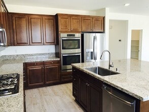 11973 Tributary Wy in Jurupa Valley, CA - Building Photo - Building Photo