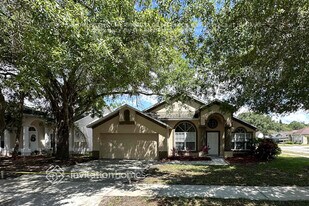 10967 Dearden Cir in Orlando, FL - Building Photo