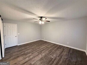 2707 Hawk Dr NE in Marietta, GA - Building Photo - Building Photo