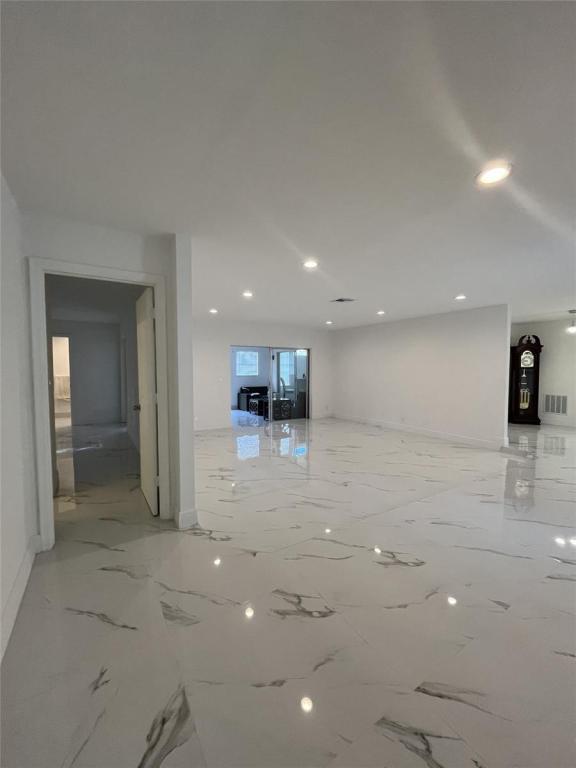 7771 NW 46th St in Lauderhill, FL - Building Photo - Building Photo