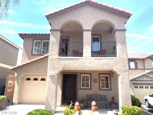 1135 Paradise Vista Dr