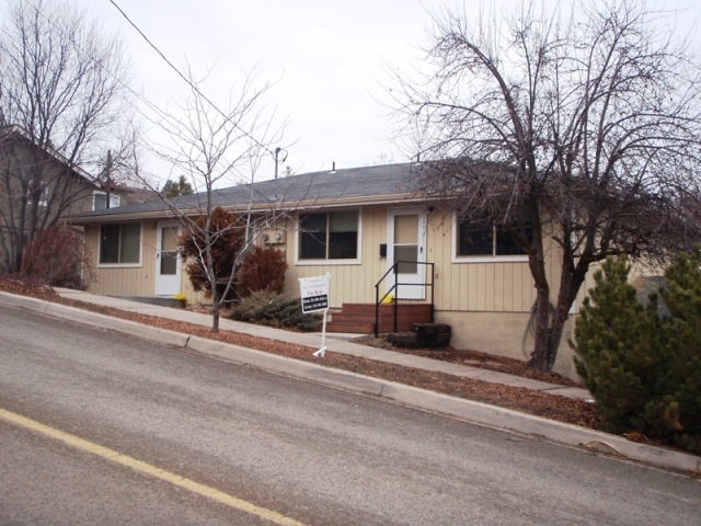 305 N 3rd St in Klamath Falls, OR - Building Photo