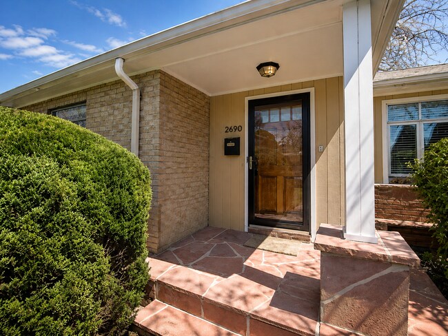 2690 S Josephine St in Denver, CO - Building Photo - Building Photo