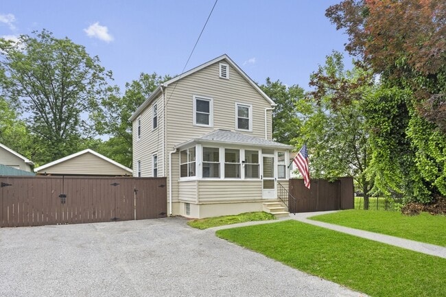 property at 3616 Coolidge Ave