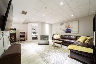 21228-21291 91 Ave NW in Edmonton, AB - Building Photo - Building Photo