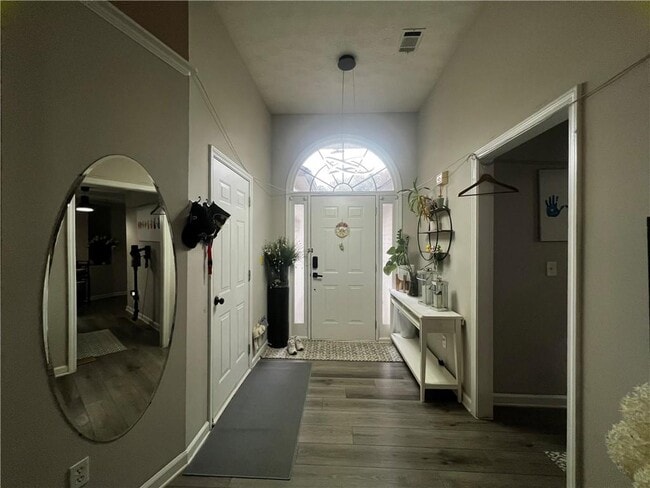 130 Morning Glen Dr in Suwanee, GA - Building Photo - Building Photo