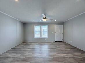 29811 W Essex Ct in New Baltimore, MI - Building Photo - Building Photo