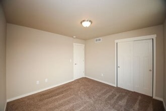 6987 Sumner St in Wellington, CO - Building Photo - Building Photo