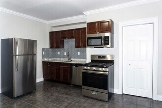 105 Chelsea St in Boston, MA - Building Photo - Building Photo