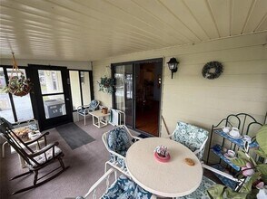 1532 W Schwartz Blvd in Lady Lake, FL - Building Photo - Building Photo