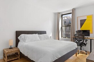 236 E 15th St in New York, NY - Building Photo - Building Photo