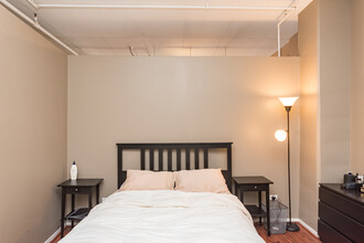 212 E Cullerton St, Unit 1207 in Chicago, IL - Building Photo - Building Photo