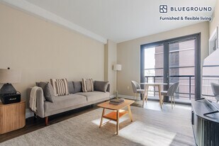 443 New York Ave NW in Washington, DC - Building Photo