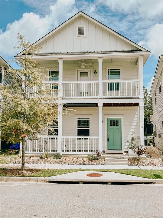 172 Ave of The Orchards in Pike Road, AL - Building Photo