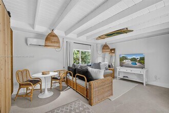 11324 Palm Tree Ln in Palm Beach Gardens, FL - Building Photo - Building Photo