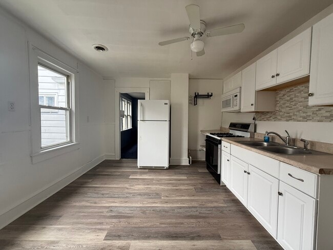 property at 83 S Empire St