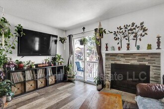 10537 W Maplewood Dr in Littleton, CO - Building Photo - Building Photo