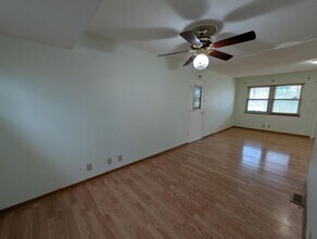 10655 Glen Garry Rd in St. Louis, MO - Building Photo - Building Photo