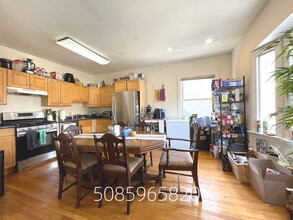 66 Englewood Ave, Unit 2 in Boston, MA - Building Photo - Building Photo